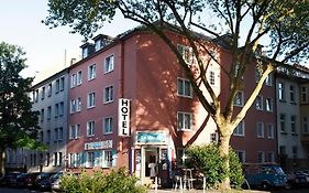 Stadt-Gut-Hotel Rheinischer Hof